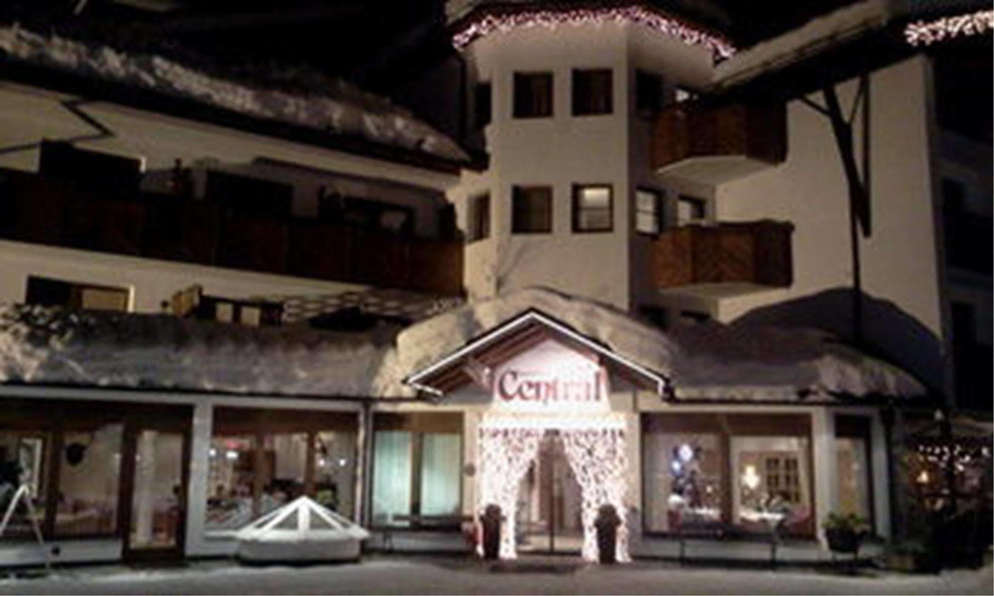 Hotel Central Seefeld in Tirol Exterior photo